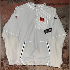 Bengals Nike On Field Vapor Speed Fly Rush Half-Zip Jacket